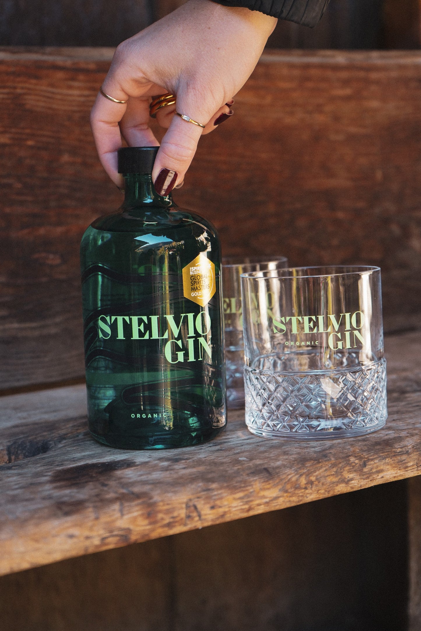 Stelvio Gin Organic ® – Black Friday Edition + 2 Bicchieri Gratis